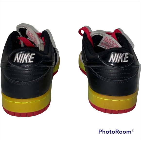 Nike Dunk SB Low Grey Black Berry Volt Women 7.5 - Picture 6 of 7